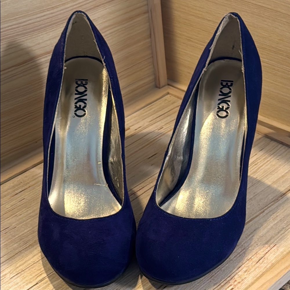 Bongo Women's Blue Pumps